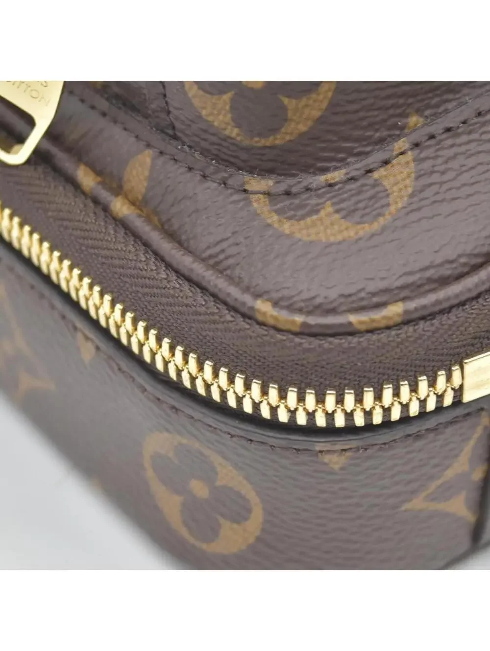 Louis Vuitton moderate discoloration